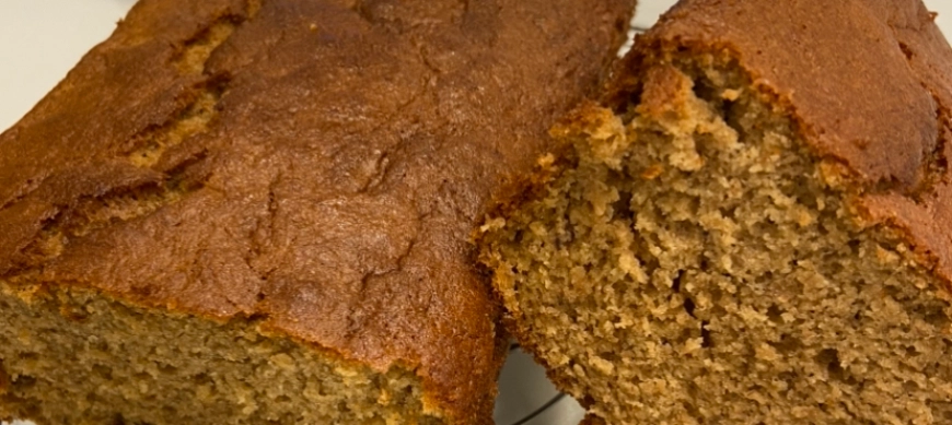 BIZCOCHO DE PLATANO ( PARA APROVECHAR LOS PLATANOS MADUROS)
