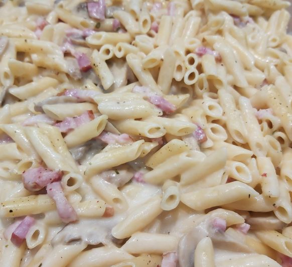 MACARRONES CON CERVEZA